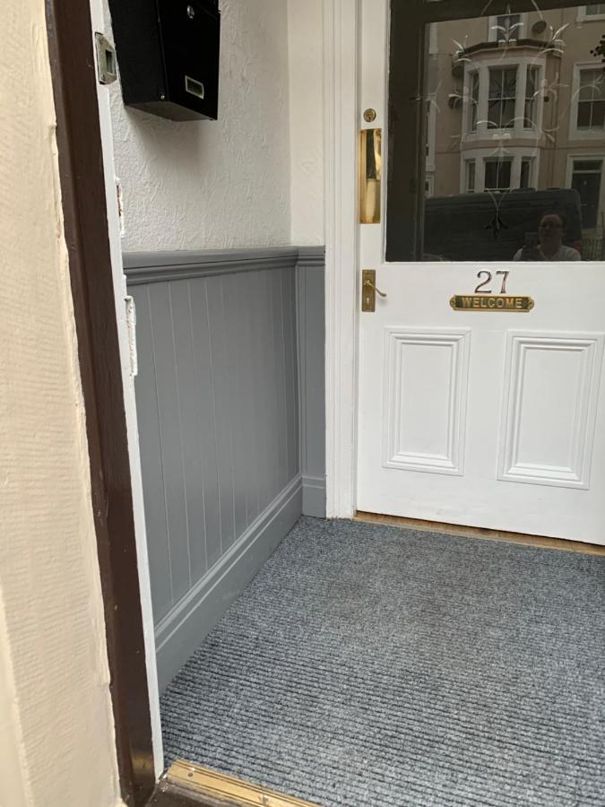 Wentworth Guesthouse Уитби Екстериор снимка