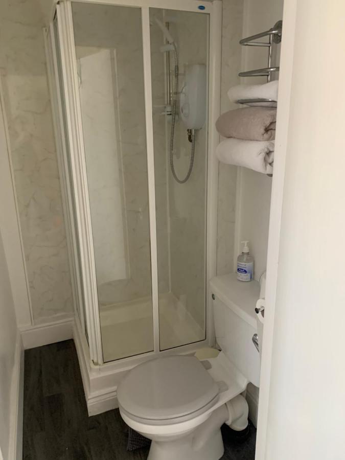 Wentworth Guesthouse Уитби Екстериор снимка