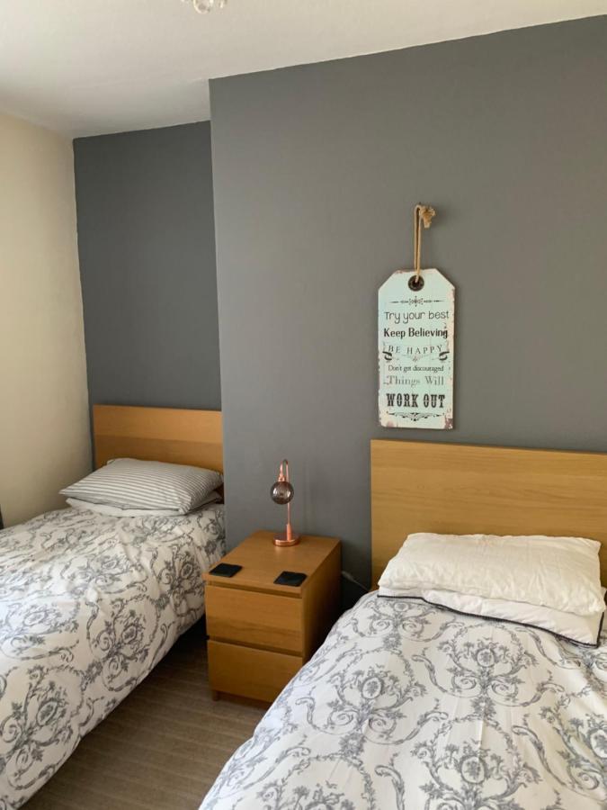 Wentworth Guesthouse Уитби Екстериор снимка