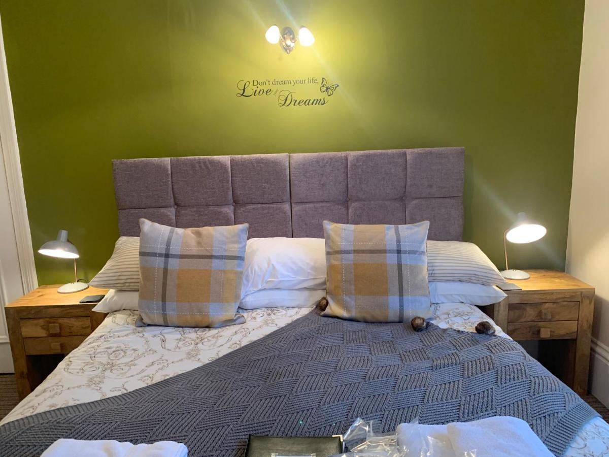 Wentworth Guesthouse Уитби Екстериор снимка
