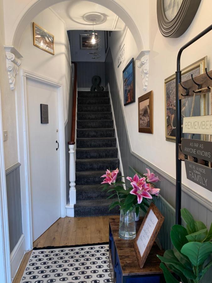 Wentworth Guesthouse Уитби Екстериор снимка