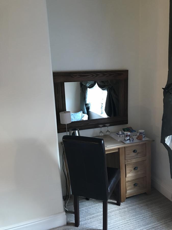 Wentworth Guesthouse Уитби Екстериор снимка