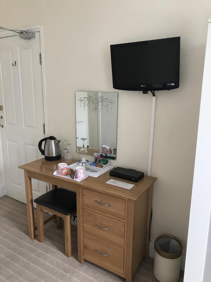 Wentworth Guesthouse Уитби Екстериор снимка