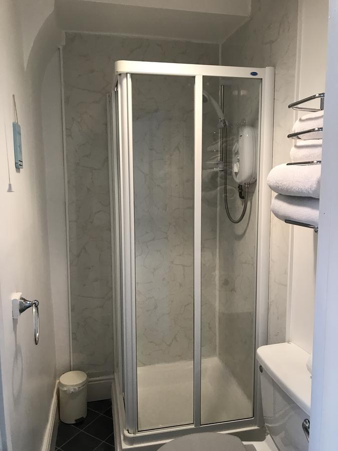 Wentworth Guesthouse Уитби Екстериор снимка