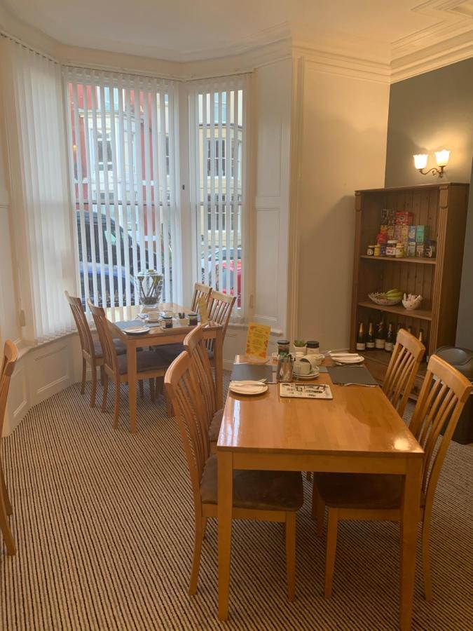 Wentworth Guesthouse Уитби Екстериор снимка